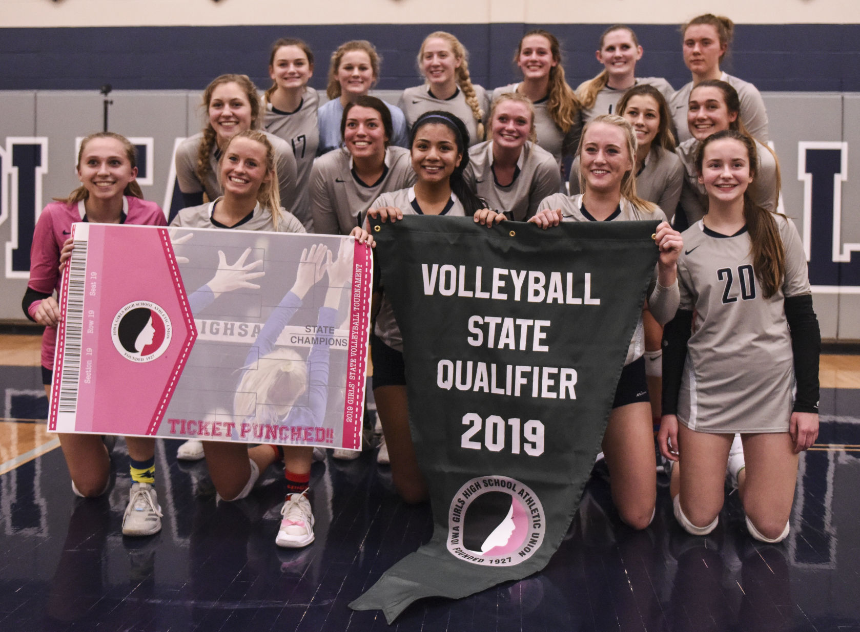 110419-qct-spt-bett-pv-vball-07.jpg